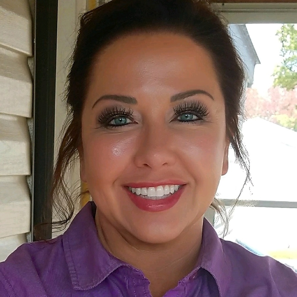 Meet your Posher, Andrea