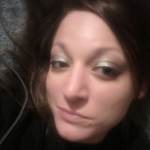 Meet your Posher, Tanya - Picture 1 of 1