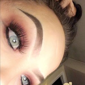 Meet your Posher, Felicia