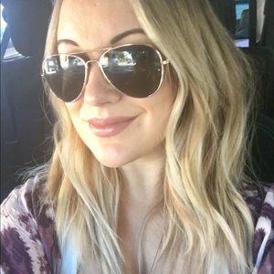 Meet your Posher, Kelli