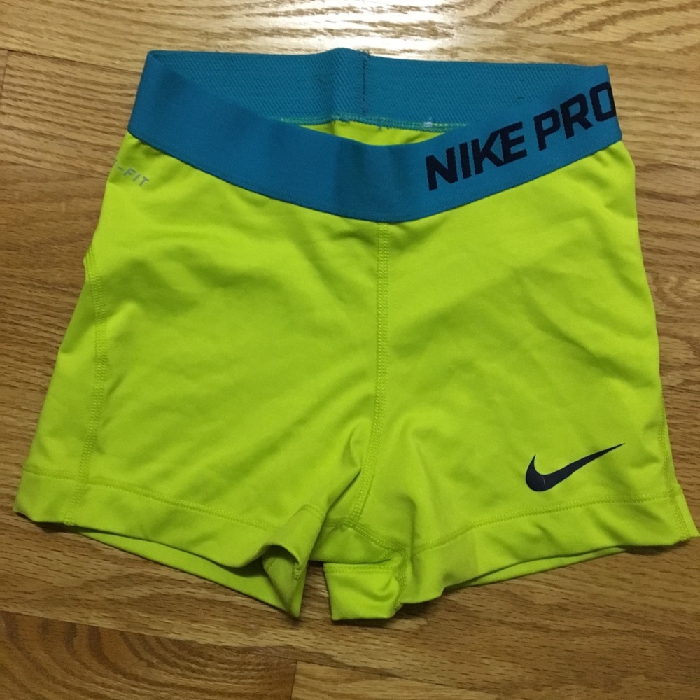 Nike pro shorts!!