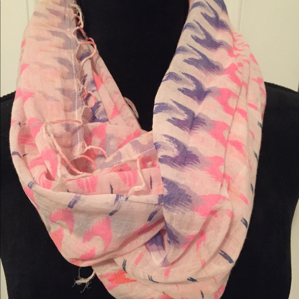 American Eagle Infinity Scarf