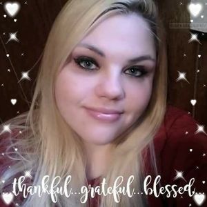 Meet your Posher, Chenoa
