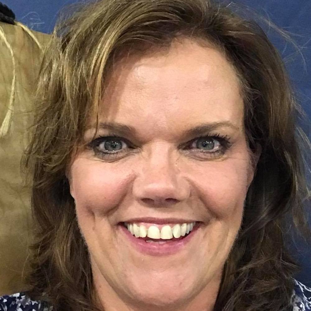 Meet your Posher, Jennifer