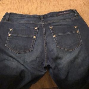 16 M Women's Rock & Republic stretch Skinny Jeans