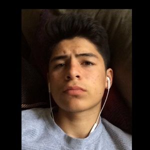 Meet your Posher, Diego