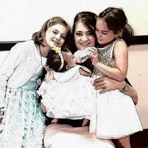 Meet your Posher, Angela