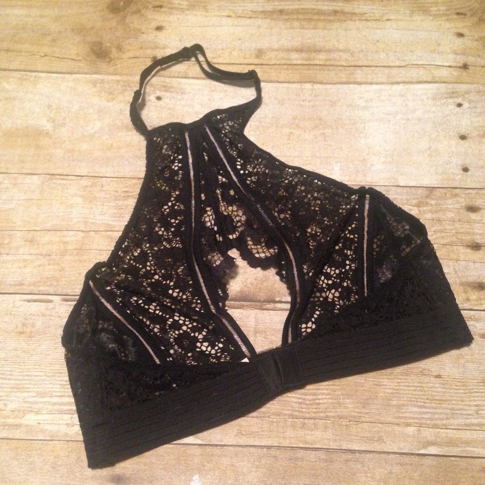 Victoria's Secret Very Sexy Bralette - Picture 2 of 10