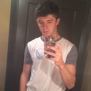 Meet your Posher, Hunter