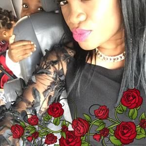 Meet your Posher, Felicia