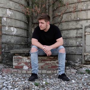 Meet your Posher, Evan