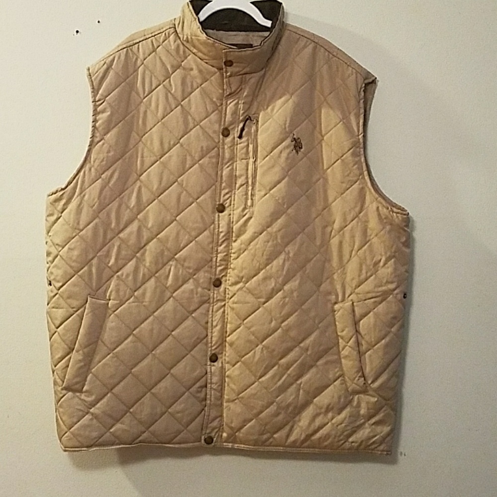 U.S. Polo Assn. Men's vest