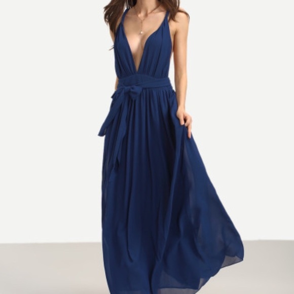 NWOT Gorgeous Chiffon Deep V Neck Navy Maxi Dress - Picture 2 of 8