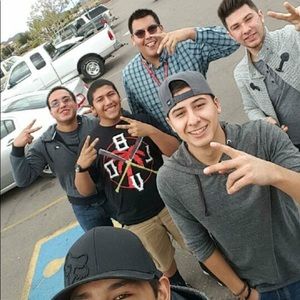 Meet your Posher, Fernando