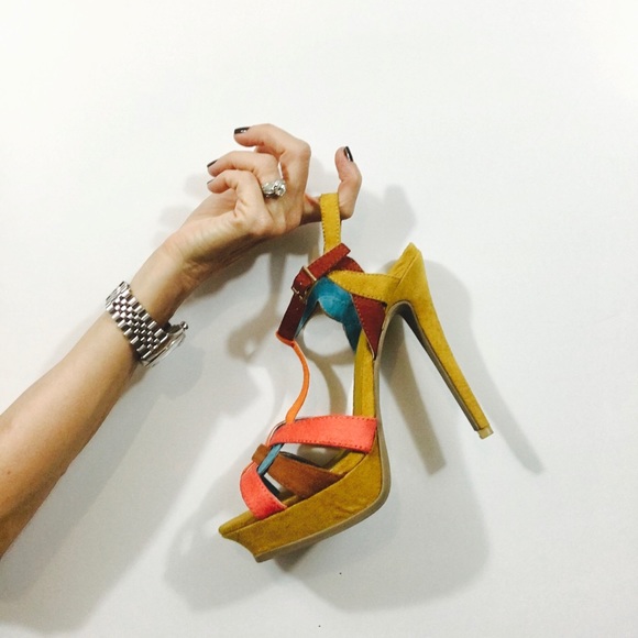 DIVA Lounge Shoes - Diva Lounge Shoes Size 6 NWOB