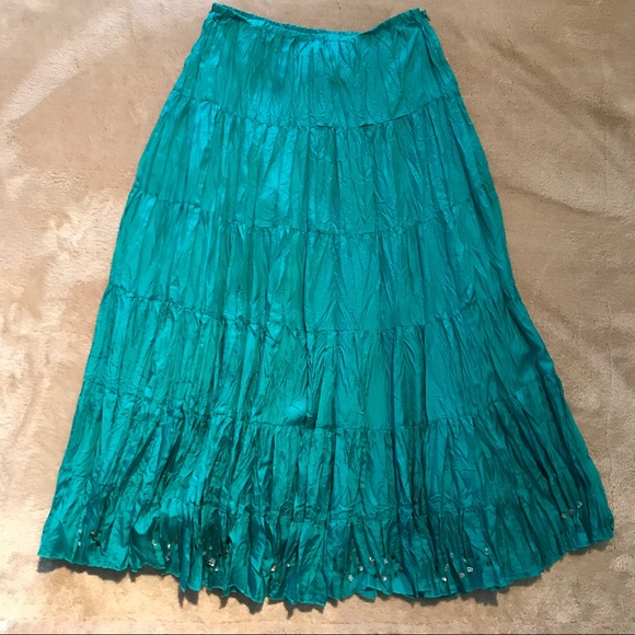 Long pleated silk skirt - Picture 2 of 8