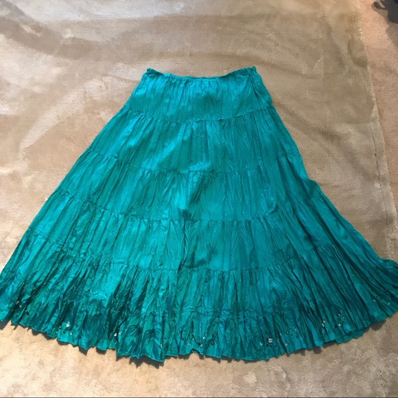 Long pleated silk skirt - Picture 4 of 8