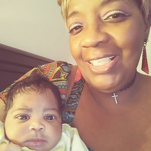 Meet your Posher, Connie