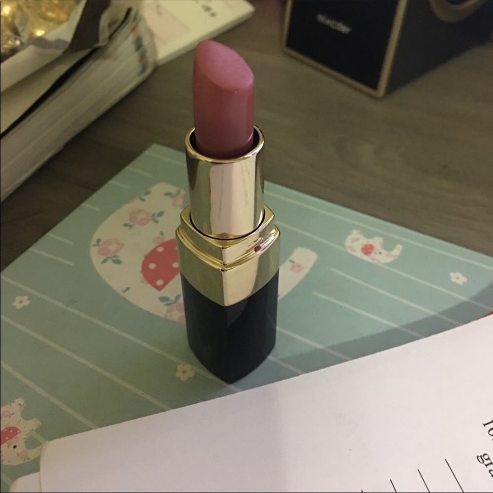 Traded Bobbi brown lipstick