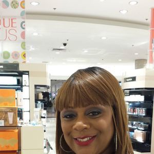 Meet your Posher, Vanessa