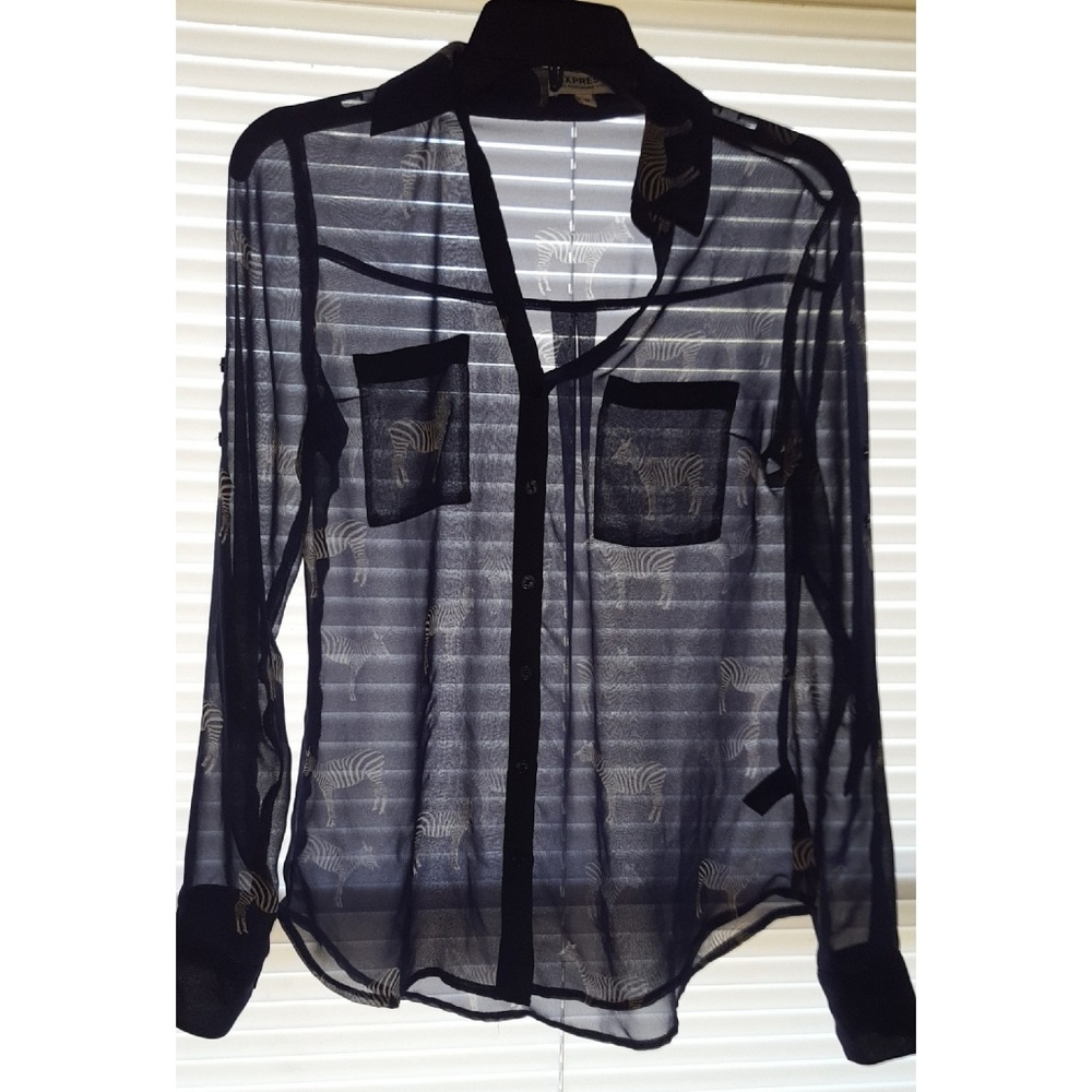 Express button down - Picture 3 of 4