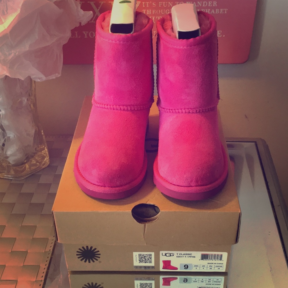 Ugg