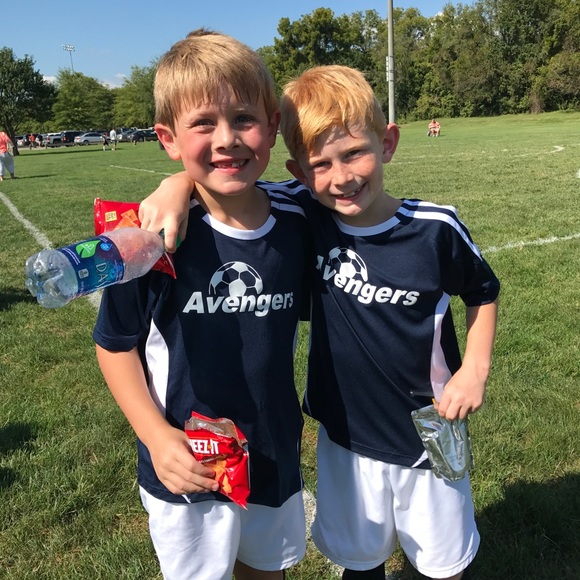 Meet your Posher (or “Posh-ah” as I say...) Jess😚 - Picture 3 of 5