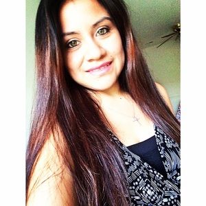 Meet your Posher, Stephany