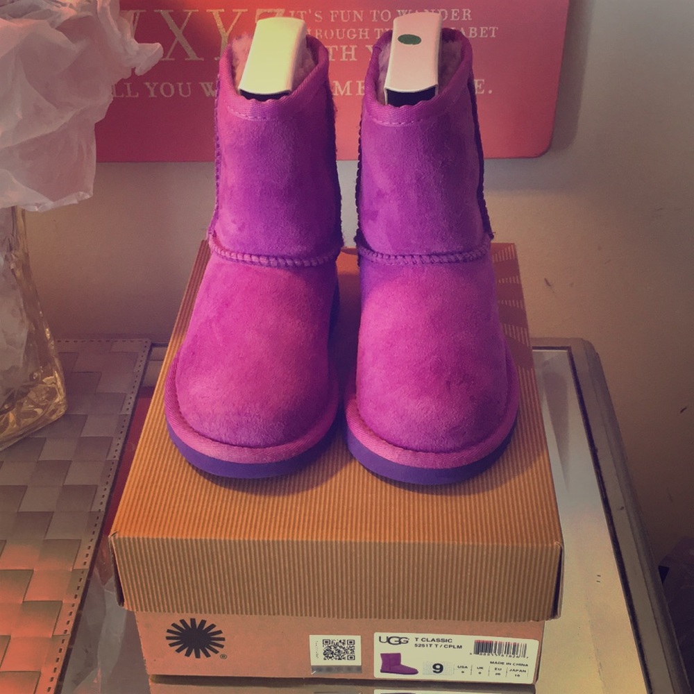 Ugg