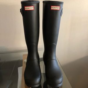 Original tall black Hunter Rain Boots size 7