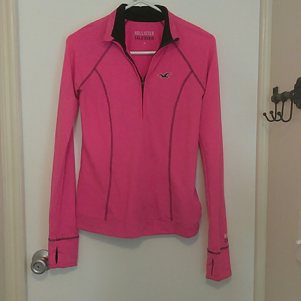 Hollister pull over