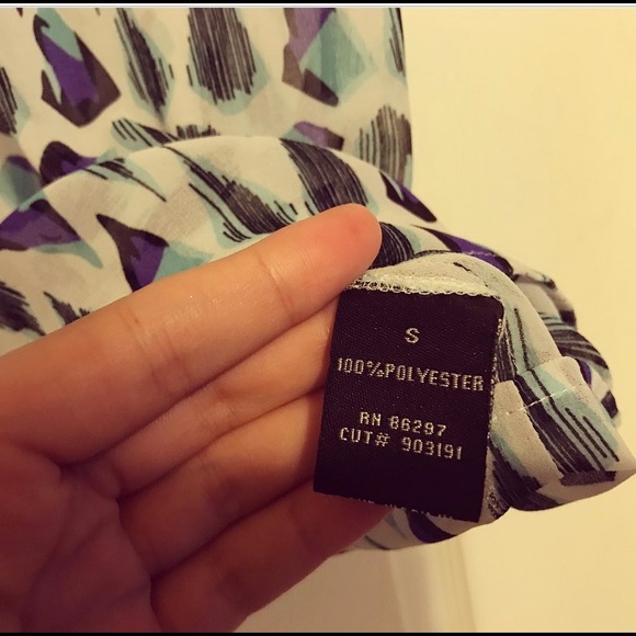 BCBGMAXAZRIA Blouse - Picture 6 of 6