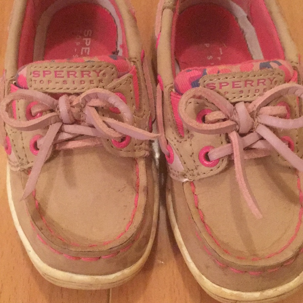 Toddler Sperrys size 6