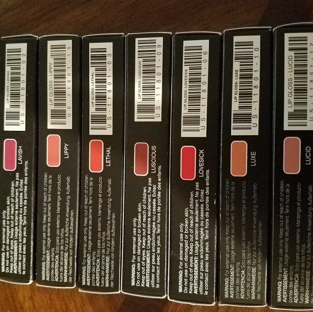 Younique LipGloss