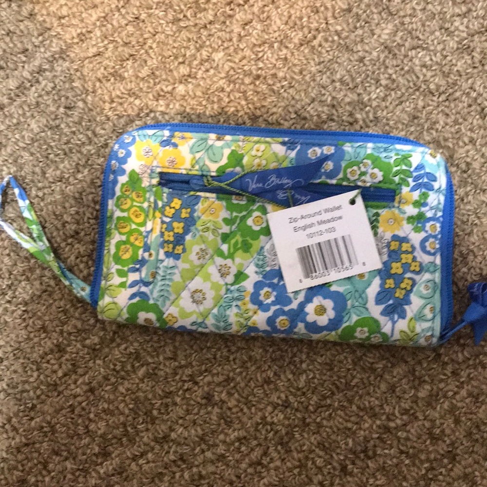 Vera Bradley Wallet NWT