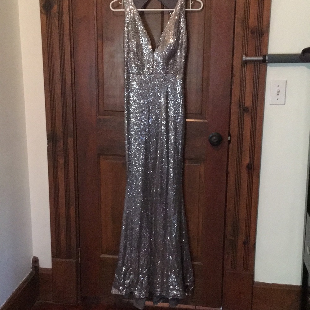 Lulu’s size M sequin mermaid bridesmaids gown