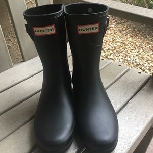 Hunter refined short rain boot