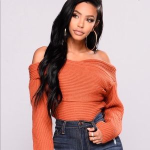 Cross up Sweater
