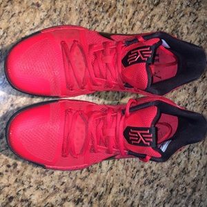 Nike Kyrie Red Basketball Shoe