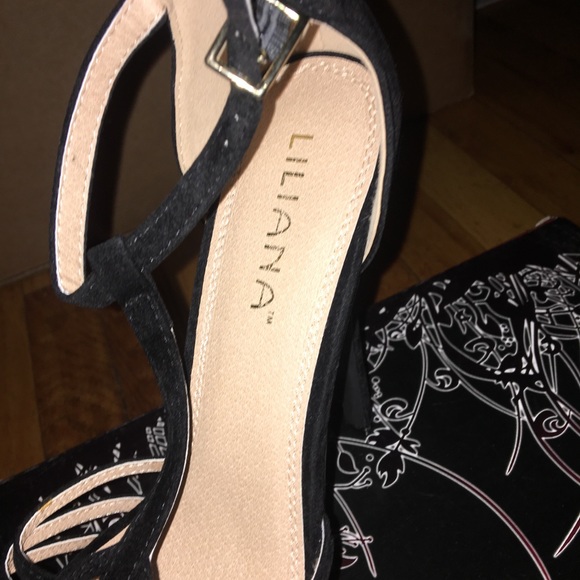 elegant heels.  Completely news, from warehouse. - Picture 4 of 6