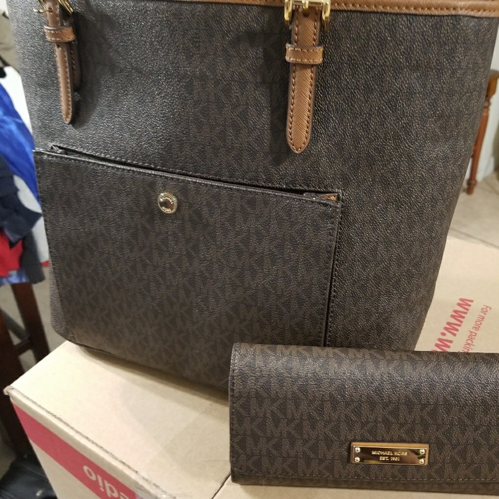 Michael Kors Set