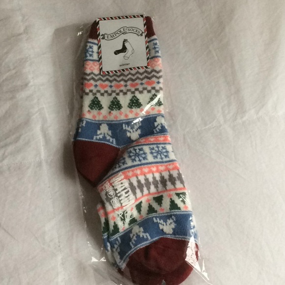 Free with $20 purchase. Winter 🧦 socks - Picture 2 of 3