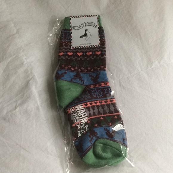 Free with $20 purchase. Winter 🧦 socks - Picture 3 of 3