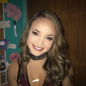 Meet your Posher, Emily