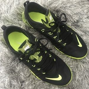Nike Black & Green Sneakers