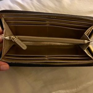 Preloved MK wallet