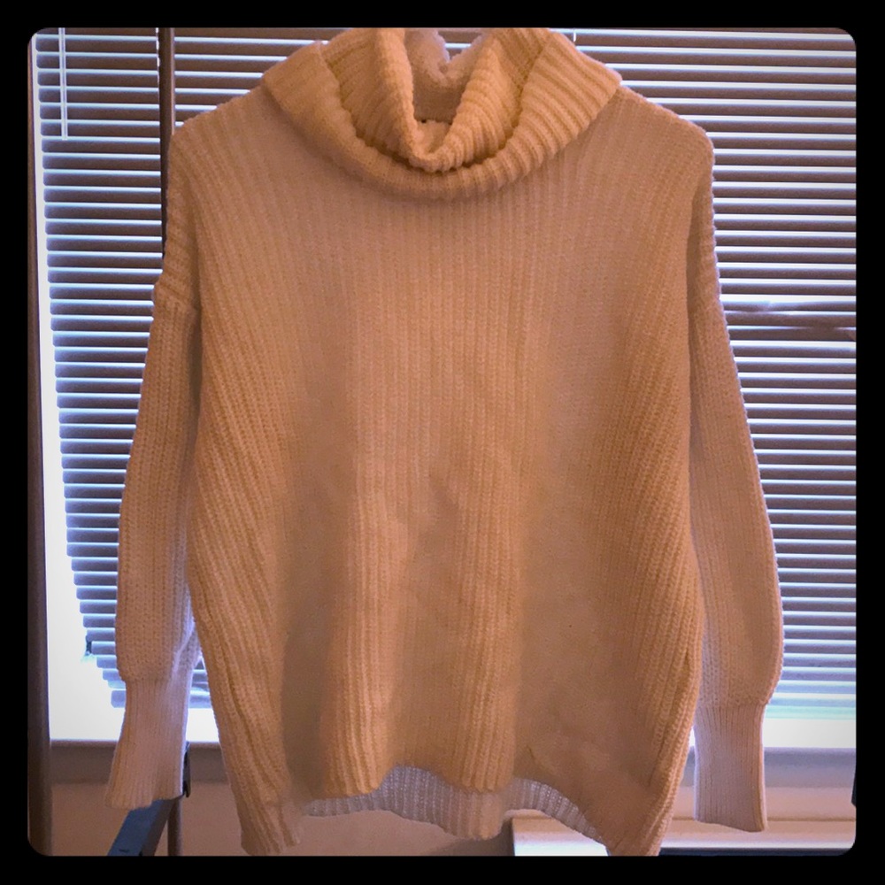 Oversized *WHITE* Turtleneck Sweater