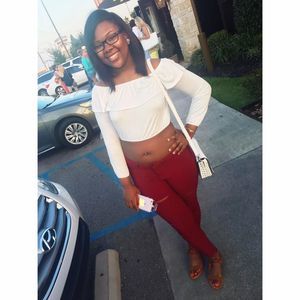 Meet your Posher, Kay