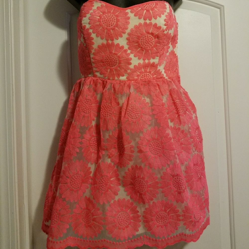 Beautiful Salmon Strapless Dress