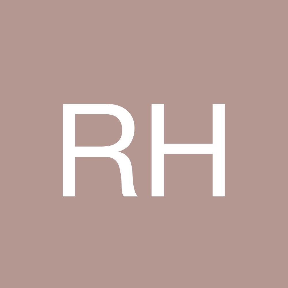 Meet your Posher, Robin e